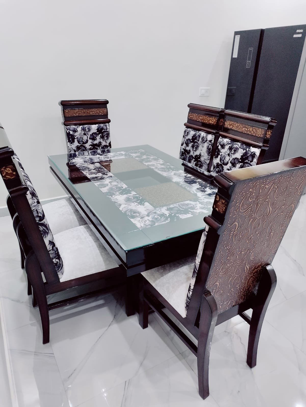 Best dining room designers in Lucknow